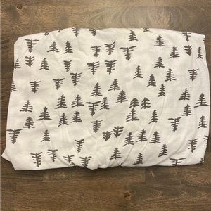 ❌SOLD❌ Burt’s Bees Crib Sheet